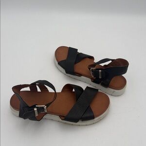 Unity in diversity Black Leather Women's Sandals 39 casual office retro strapy